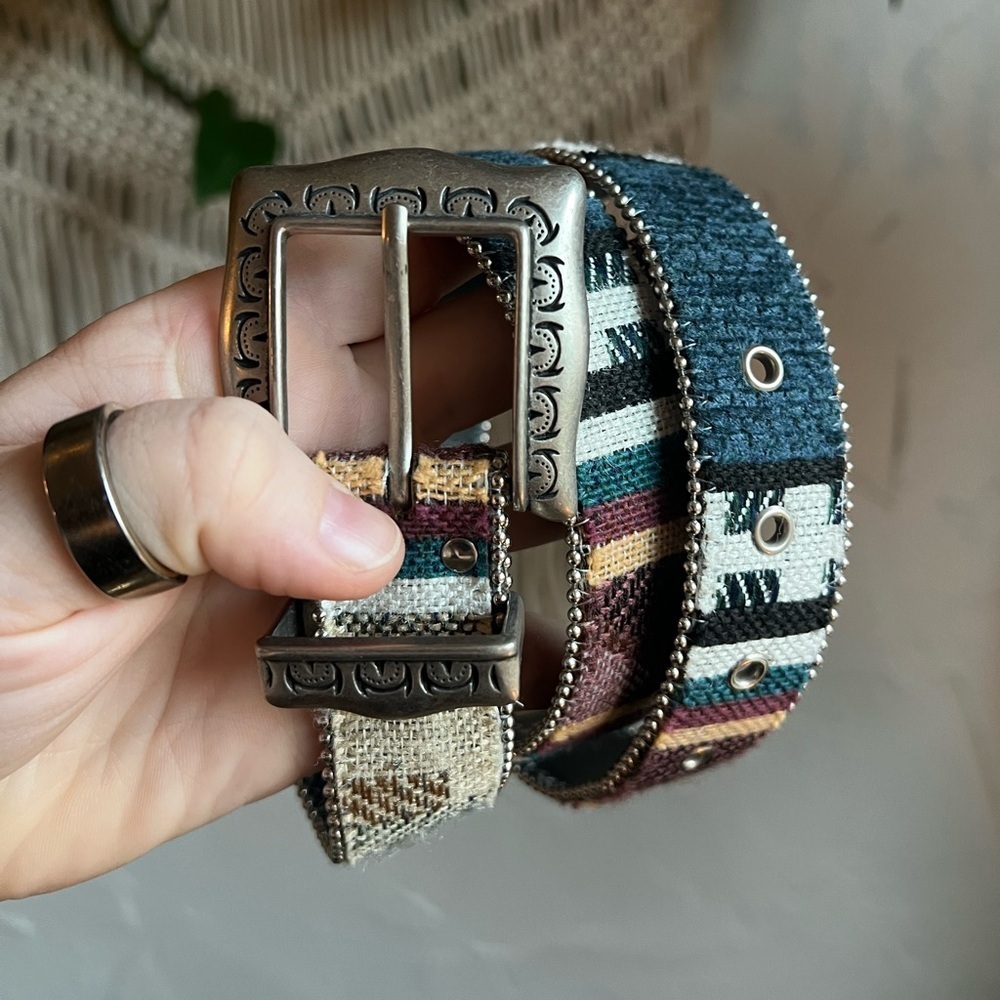 ELITE Accessories Woven Southwestern Tapestry Belt – Size M – Western Boho Y2K - Picture 1 of 9